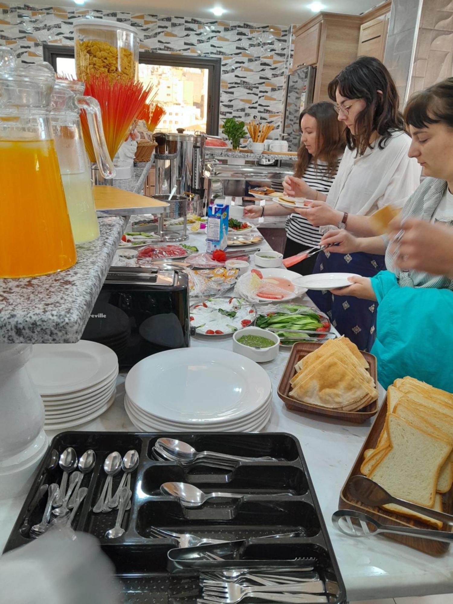 Beirut Hotel 2 New 암만 외부 사진